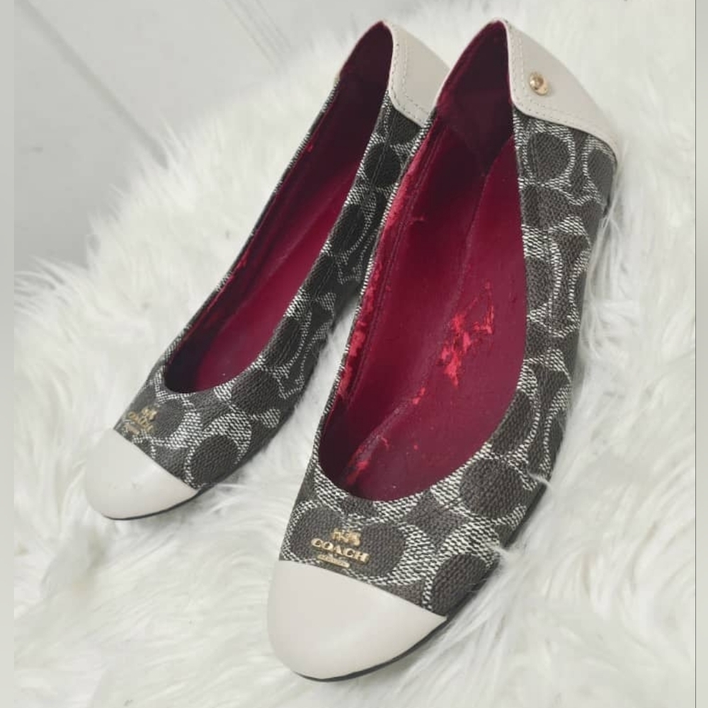 COACH Chelsea Signature Logo Leather Flats Brown Chalk Women's Size 6B - Picture 6 of 11